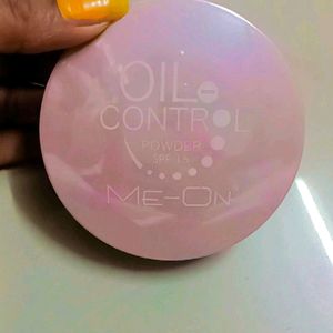 ME-ON Professional 2in1oil Control Compact Powder