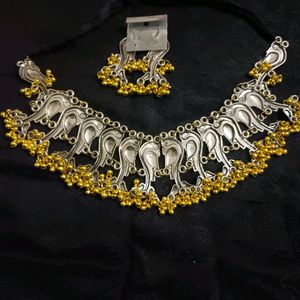 Peacock Metal Choker