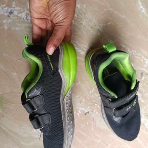 Boy Or Girl Shoes In Good Condition