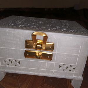 White Marbel Jewellery Box