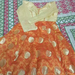 Combo Used Frocks And Has Some Flaws