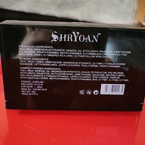 Shryoan Makeup Kit