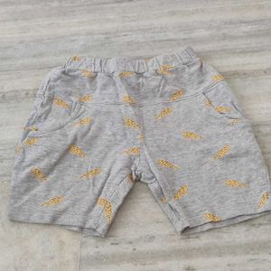 Girls Daily Wear Shorts And Shirts