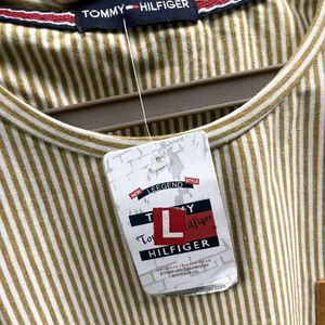 Tommy Hilfiger Tshirt Branded For Men Size Large