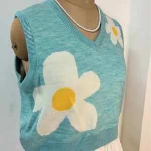 Pretty Floral Sweater Vest