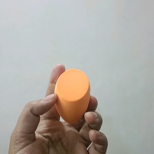 Real Technique Miracle Sponge M2230