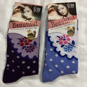 2 pair of socks for girls/women