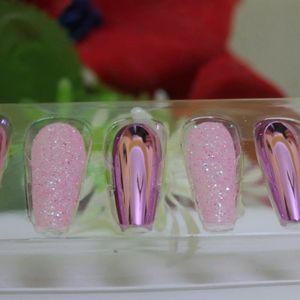 Artificial Nails With Stickers