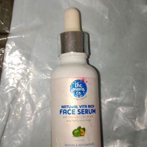 The Moms Co. Face Serum