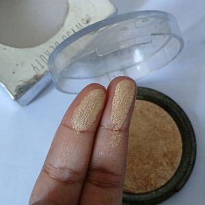 Swiss Beauty Proffessional  Highlighter