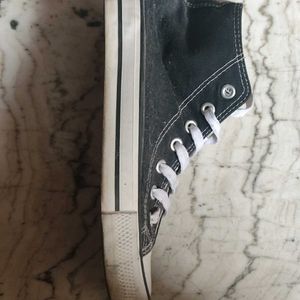 Converse Black Sneakers