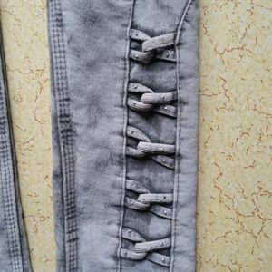 Dungree jeans