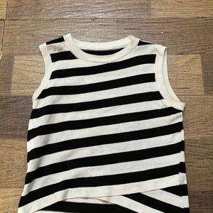 Beautiful Striped Crop Top(price Drop🥳)