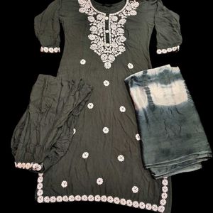 Beautiful Kurta Set For Women Or Teenagers