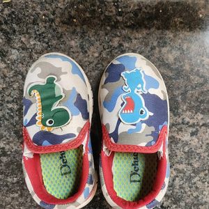 Gently Used boys Shoes 1.5 To 2 Yrs