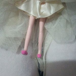 Confused Wedding  Doll Movable🥰 It's Very Cute?