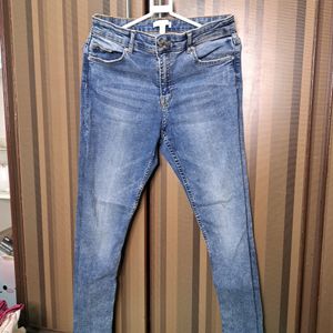H&m Midrise Lightly Washed Skinny Jeans