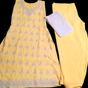 Kurta Set With Dupatta