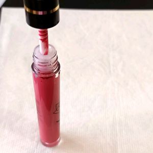 IBA HALAL Max Matte Liquid Lipstick