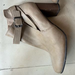 Boots Size-37