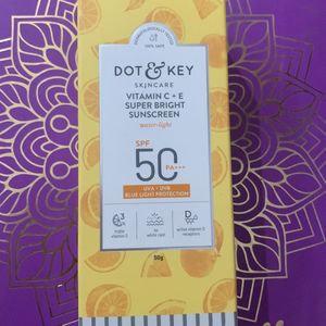 Dot & key Vitamin C+ E Sunscreen