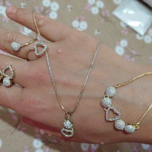5 Jewellery Pieces Set