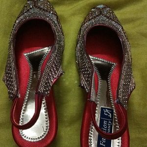 Super Heels Shadi Wedding Ware