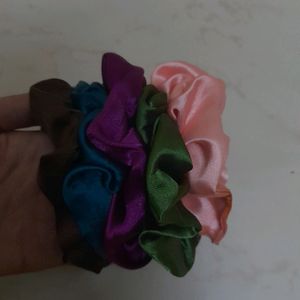 Pack Of 5 Scrunchies