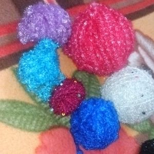 WOOLEN BALLS FOR SEWING OR CRAFT