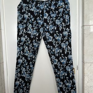 Black And Blue Printed Jeggings 32 Size