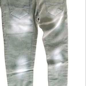 Mens Scrached Jeans 👖