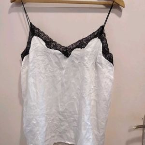 Beautiful Top With Lace Detailing