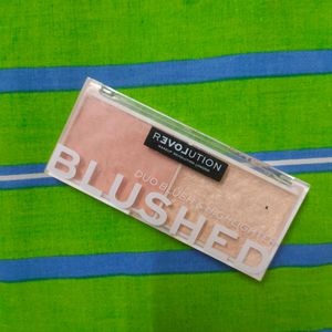 REVOLUTION BLUSHED DUO