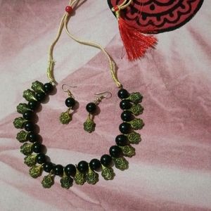 Beautiful Black Neacklace