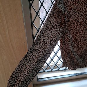 Cheetah Print Round Neck Full Sleeve Top