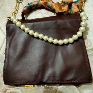 Sling purse