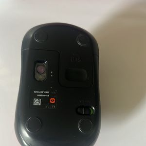 Logitech Mouse M235