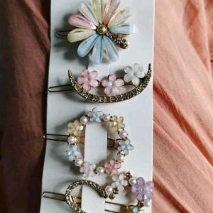 Floral Crystal 4 Hair Clips