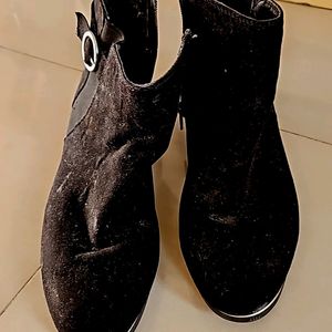 Black Boots For Women