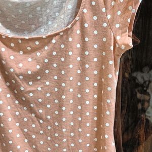 🎀SALE🎀 Dotted Peach Pink Top
