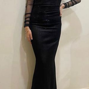 Fishcut Black Shimmery Dress