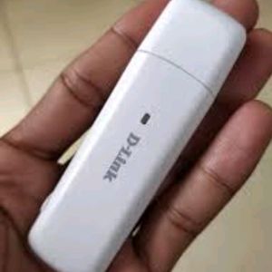 D-Link 3G Modem Dongle WiFi & SD CARD READER