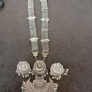 Two Jewellery Set