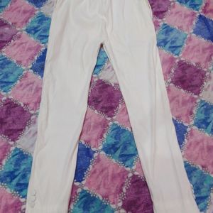 White Stretchable Jegging