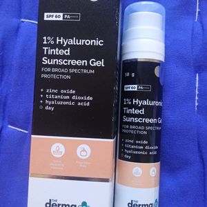 The Derma Co Tinted Sunscreen