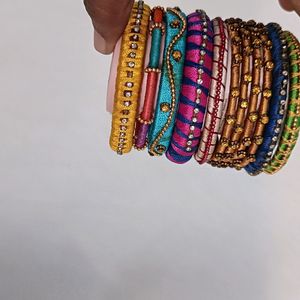 2.4 Size Bangles