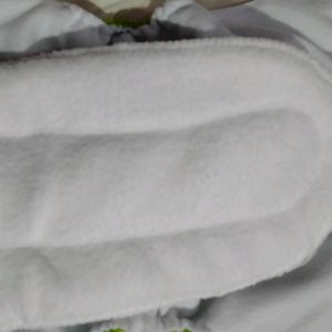 cloth diaper fir baby