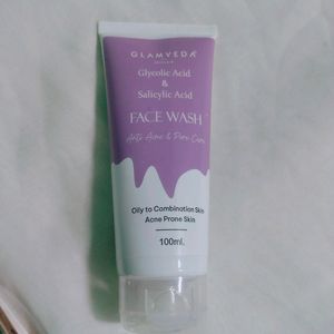 Salicylic Acid Face Wash With Mascara