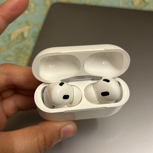 Airpods Looks Like Apple Airpod