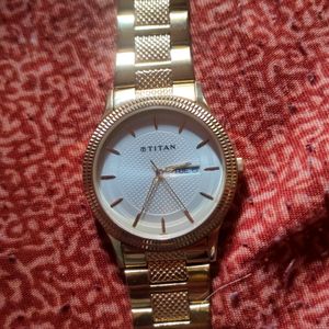 Titan Analog Watch Gold Case